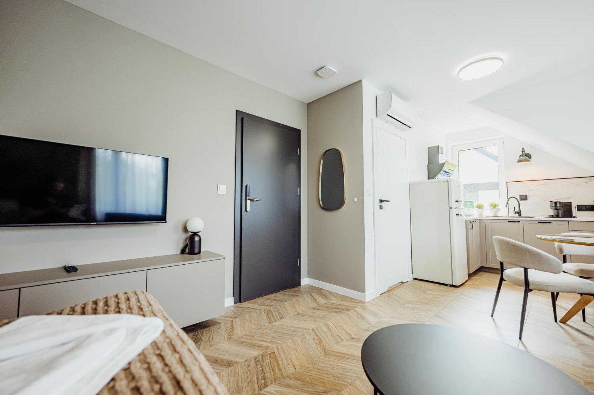 Cristalview Stay&Relax - Luksusowe Apartamenty- Zewnetrzne Jacuzzi- Przyjazne Dla Rodzin - Zwierzeta Akceptowane بودوغوجن المظهر الخارجي الصورة