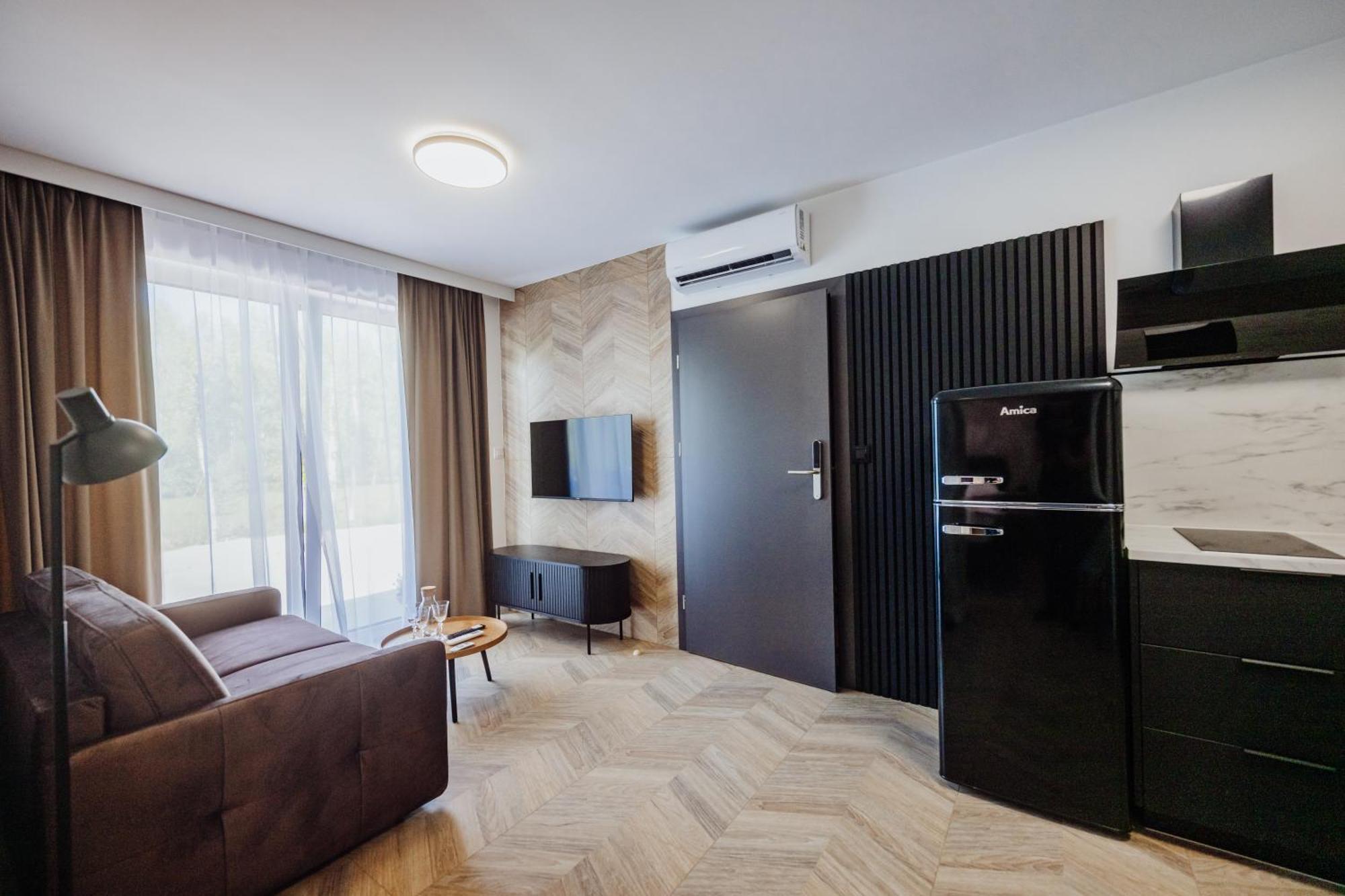 Cristalview Stay&Relax - Luksusowe Apartamenty- Zewnetrzne Jacuzzi- Przyjazne Dla Rodzin - Zwierzeta Akceptowane بودوغوجن المظهر الخارجي الصورة