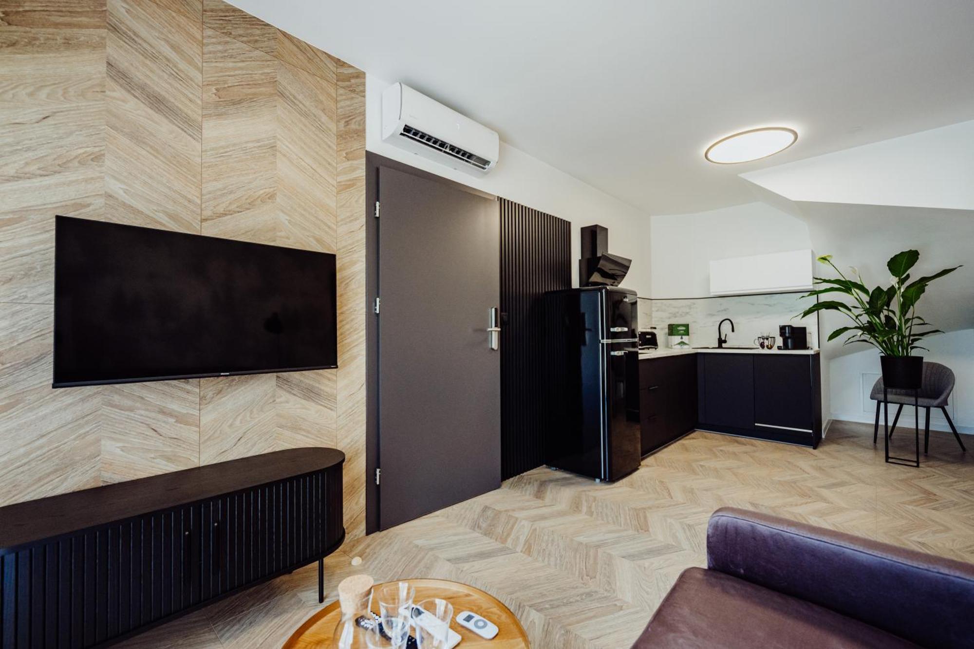 Cristalview Stay&Relax - Luksusowe Apartamenty- Zewnetrzne Jacuzzi- Przyjazne Dla Rodzin - Zwierzeta Akceptowane بودوغوجن المظهر الخارجي الصورة